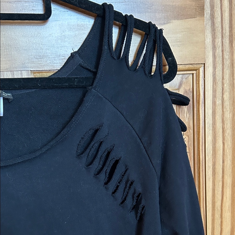 VENUS Black Cut Out Sleeve Sweatshirt - Picture 5 of 10